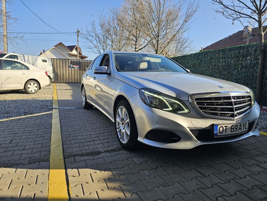 Mercedes Benz E250 204cp Elegance