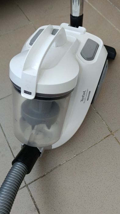 Пылесос Tefal Swift power Cyclonic