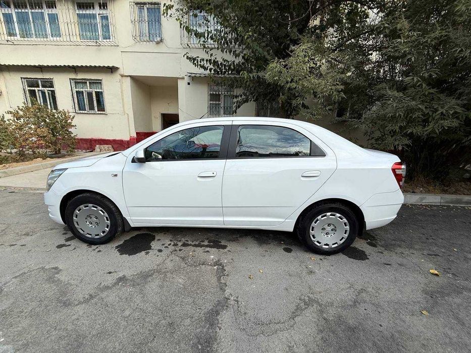 Кобальт 2014 год ,пробег 390.000, состояние хорошее