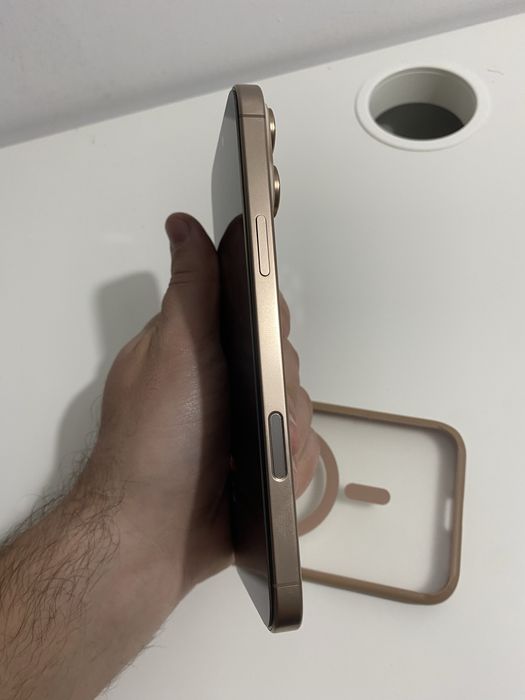 iPhone 16 Pro Max, 256GB Desert Titanium, 100%