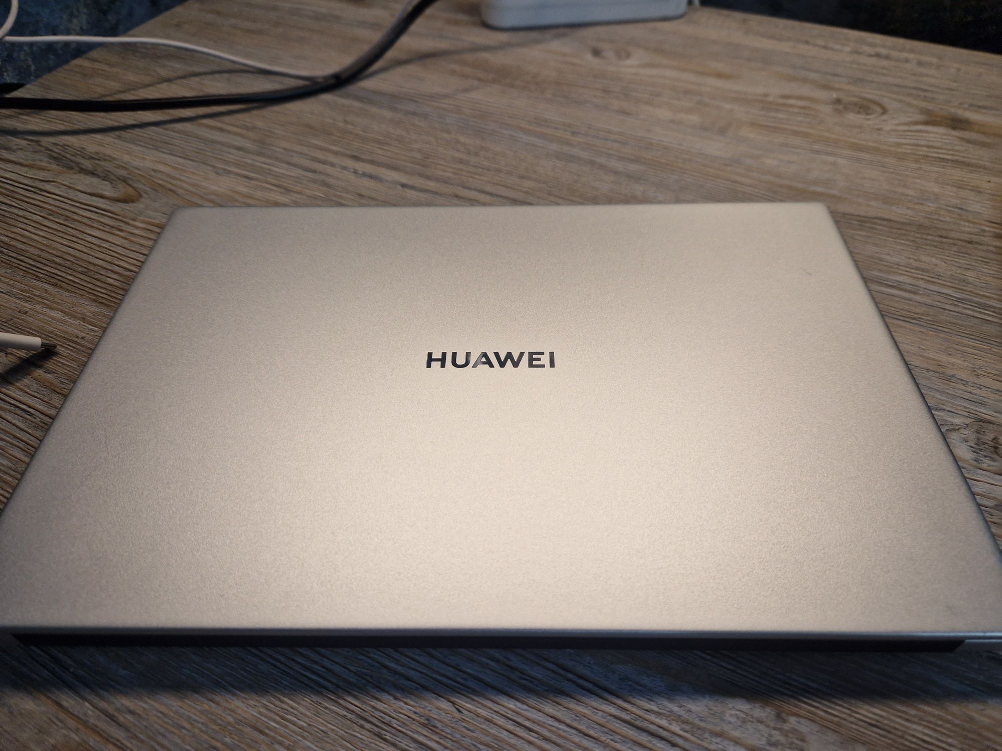 Ультрабук Huawei Mate D14 состояние отличное