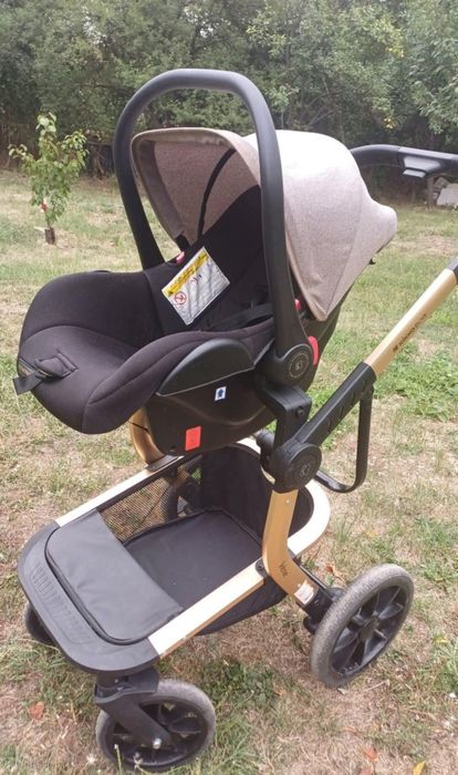 Бебешка количка KikkaBoo