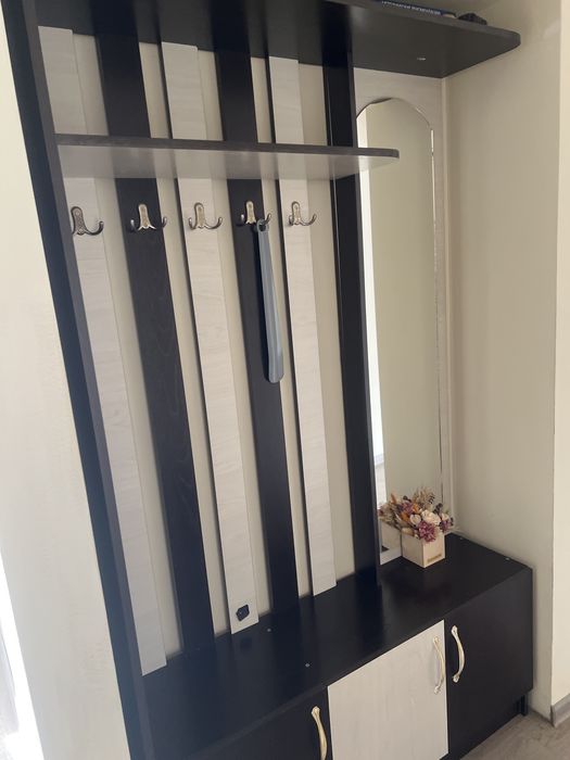 Прихожую продам б/у в хорошем состоянии