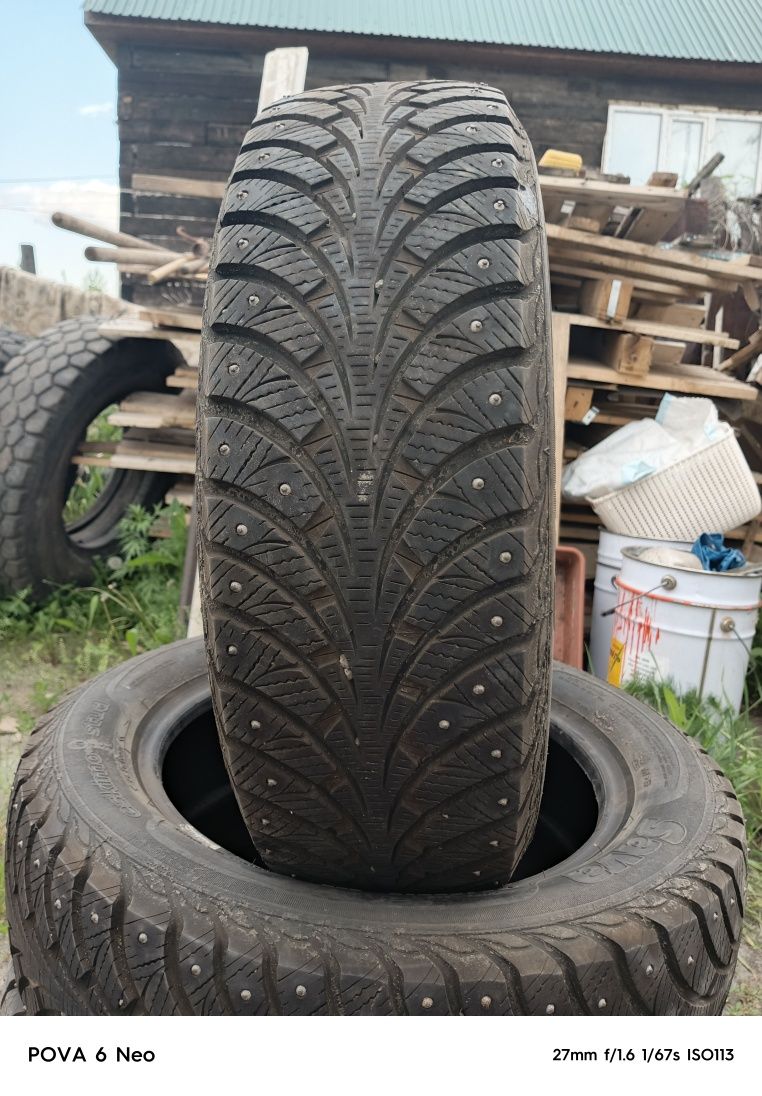 Продам резина зима на 15 почти новые