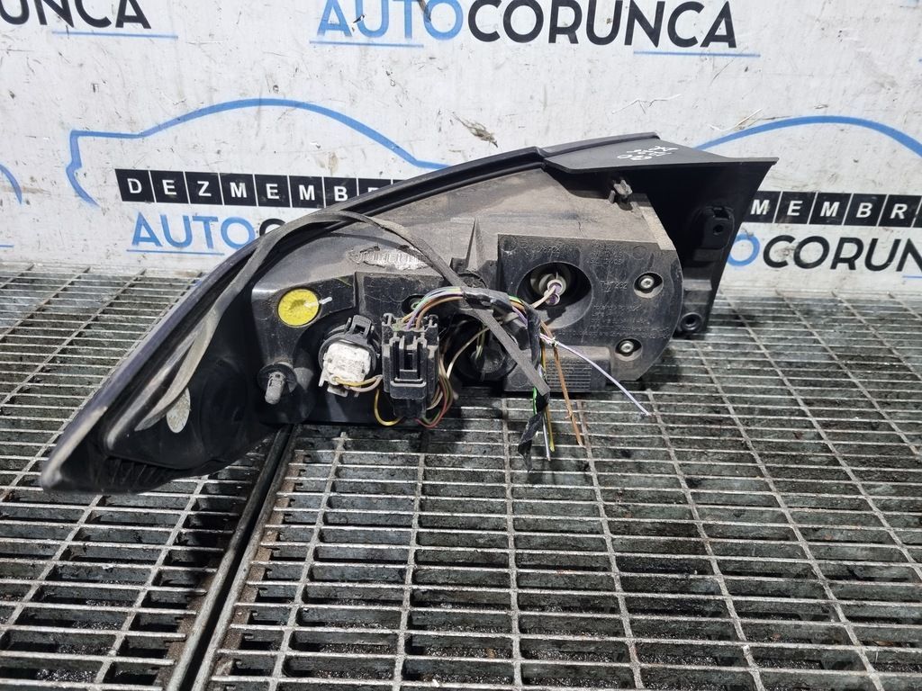 Stop Dreapta Land Rover Range Rover Evoque 2012 - 2015 SUV 2 Usi (1226) Bec clasic