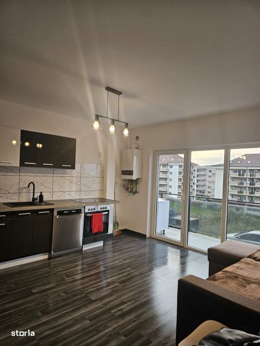 Apartament de 2 camere, loc de parcare, str Teilor