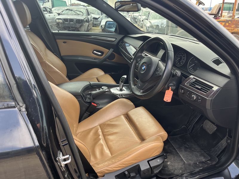 BMW E60 520d 177кс FACELIFT на части