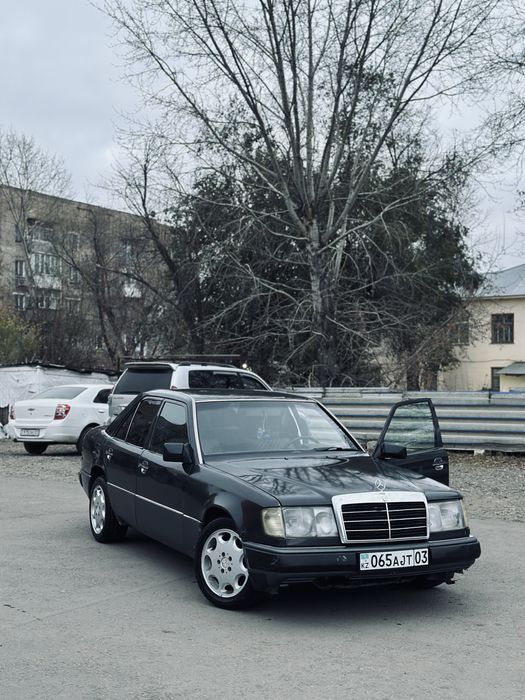 Mercedes Benz w124