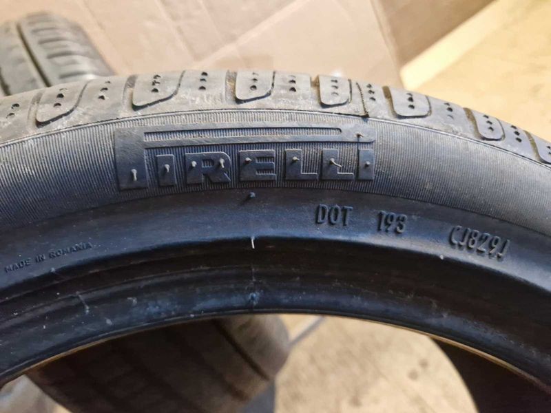 2 Pirelli R17 225/45
летни гуми DOT0120