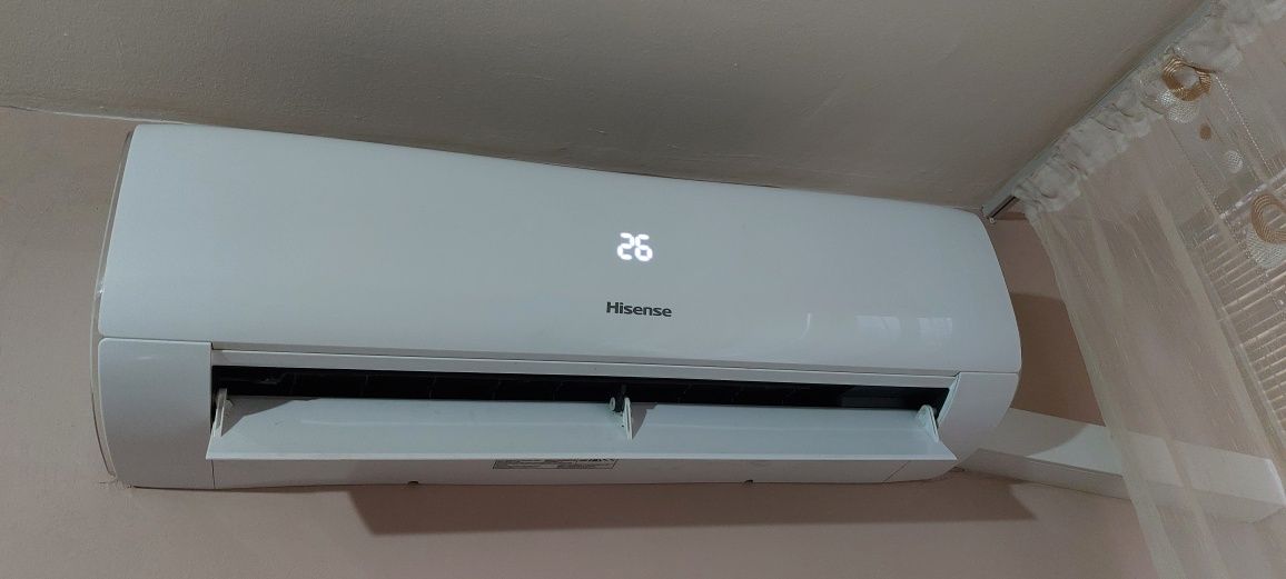 Климатик 12ка Hisense