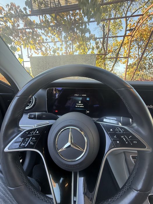 Vand Mercedes E classe 300d 4matic