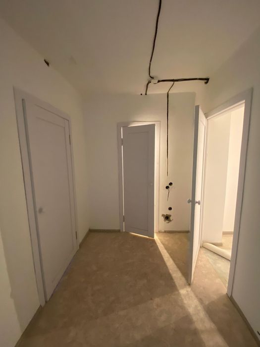 Продам крашеную МДФ дверь