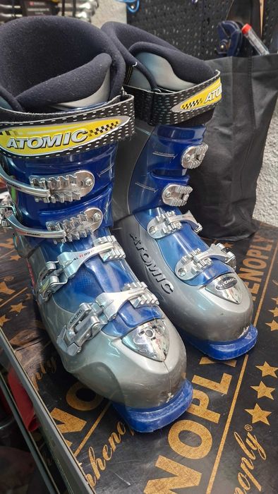 Ски обувки Atomic carbon