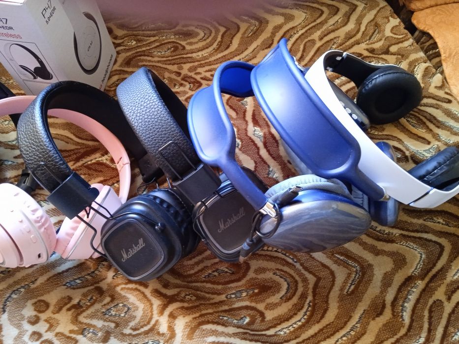 Наушники,,новые,,для,,всех