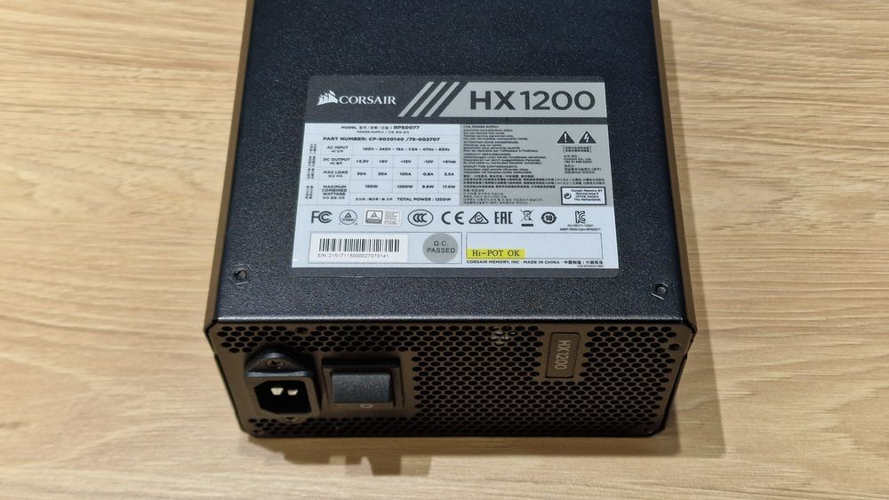 Corsair HX Series™ HX1200 — 1200 Watt 80 PLUS® PLATINUM Certified