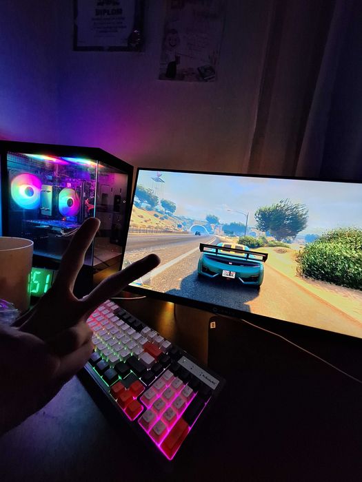 Igravoy kompyuter komplekt