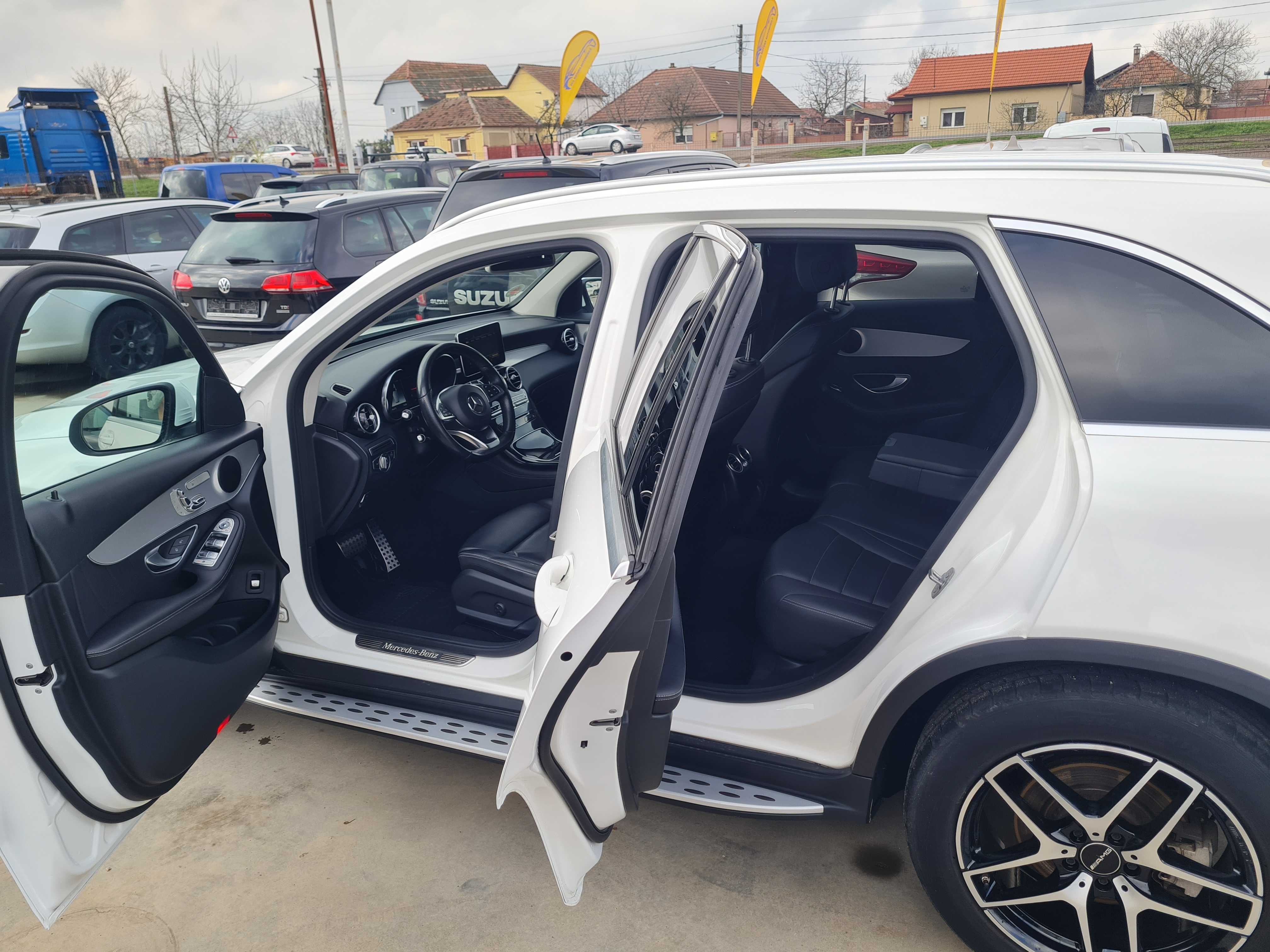 Mercedes GLC 250 D 4 MATIC  205 c.p. an 2018 cash sau rate fixe