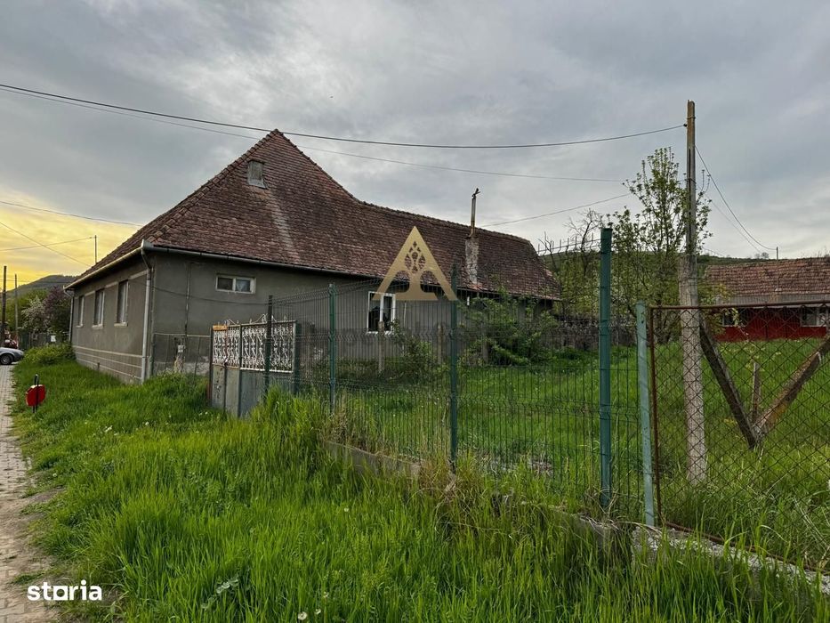 Teren de vanzare 8114 mp si  casa   in Coroisanmartin-Mures