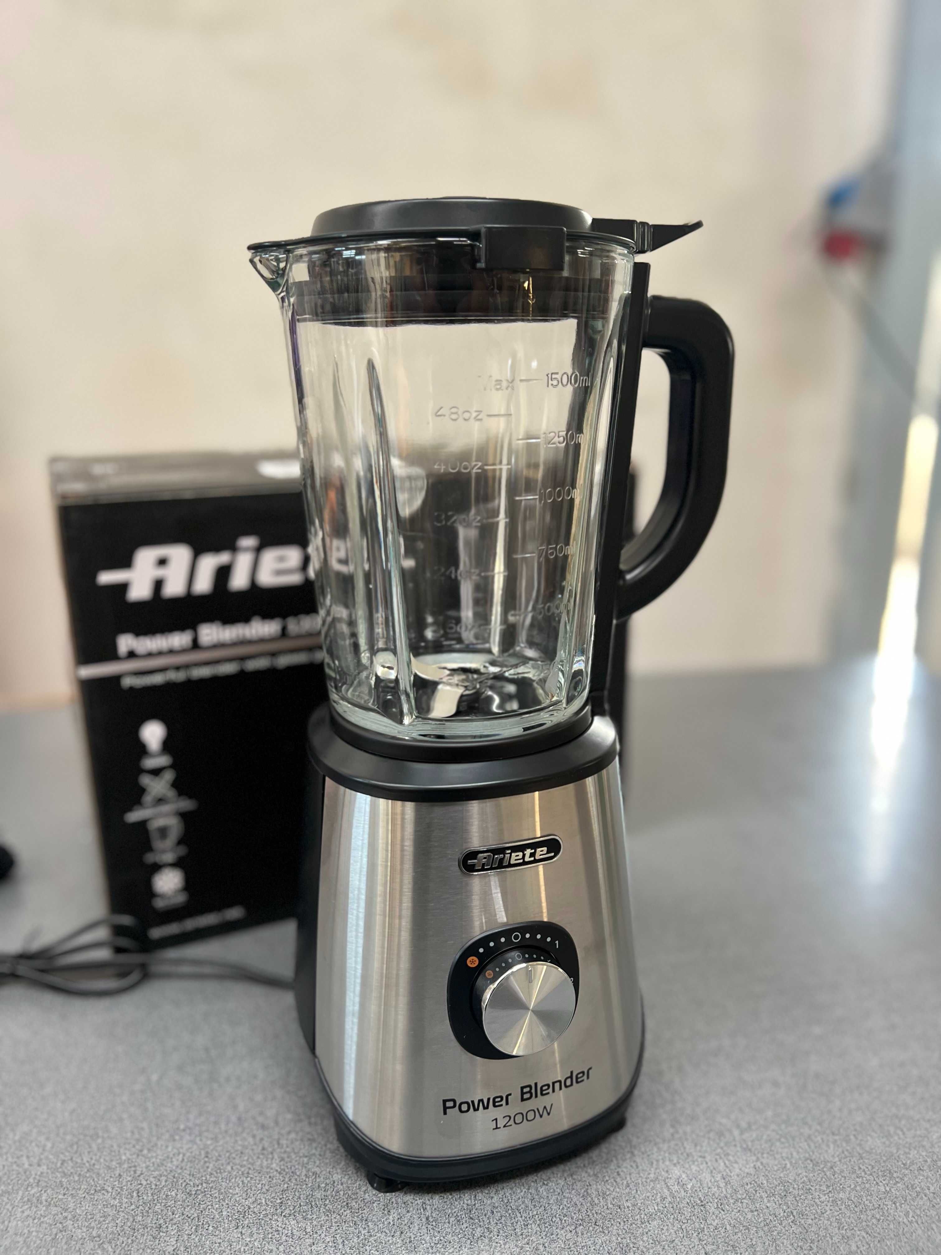 Блендер Ariete 579 , 1200W, 2 скорости, 1.5л