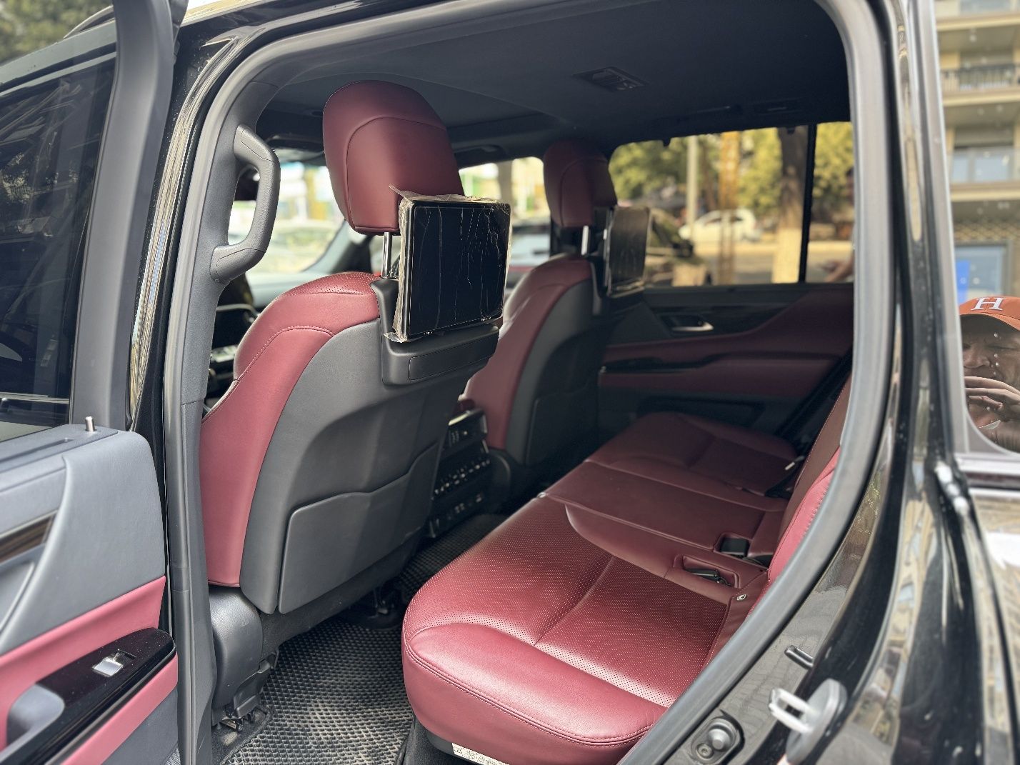 Lexus LX 600 Насия. савдога. берилади.