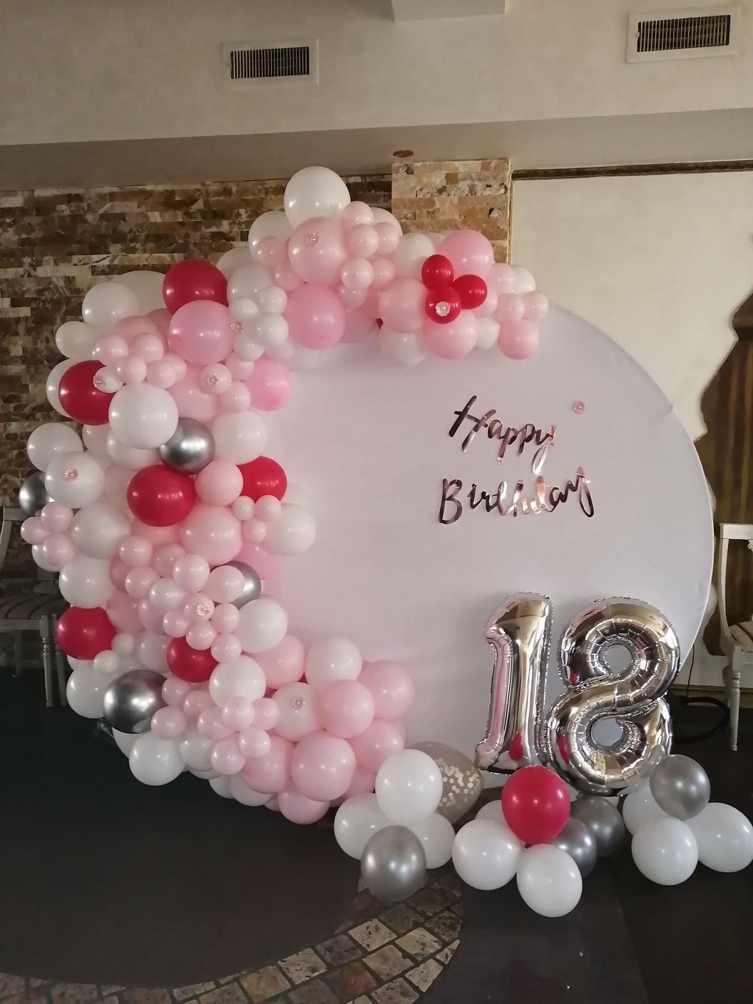 Aranjament baloane/ cristelnita  - botez, aniversari, petreceri priv