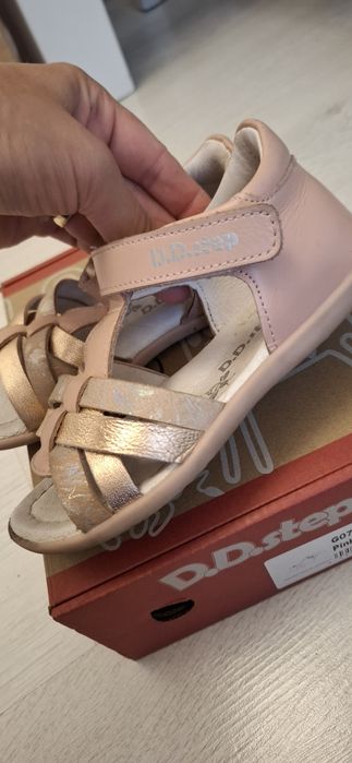 Sandale dd step marimea 28