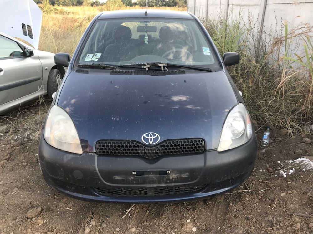 Dezmembrez Toyota Yaris 2000-2006