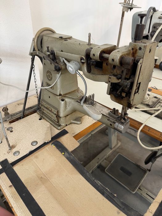 Masini de cusut incaltaminte