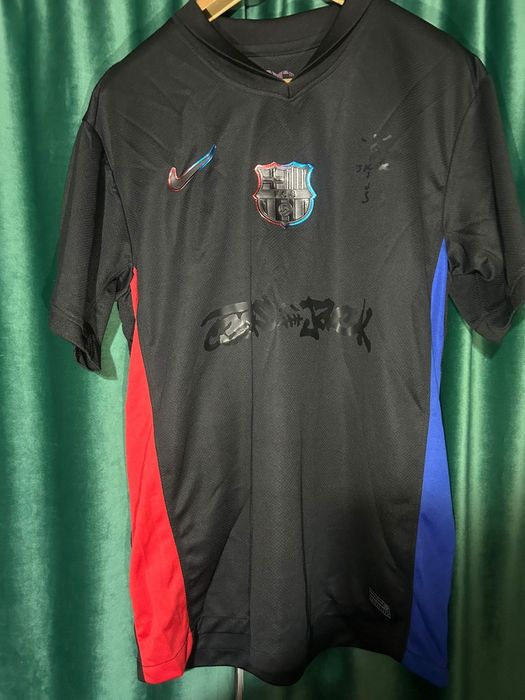 Tricou Barcelona x travis scott