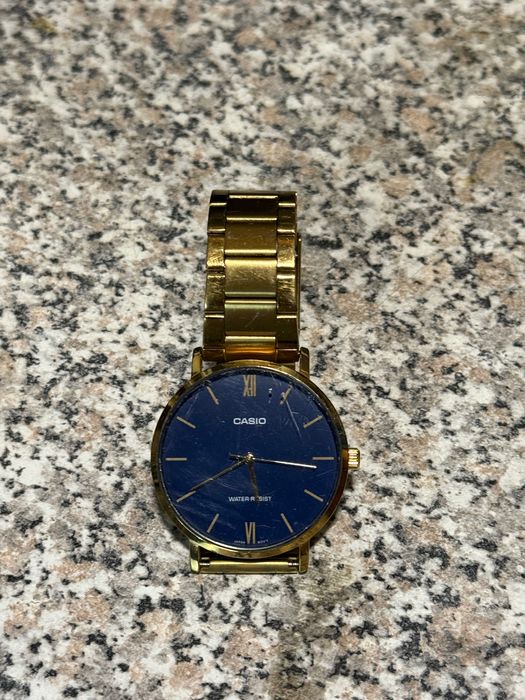 Часовник                                                         Casio