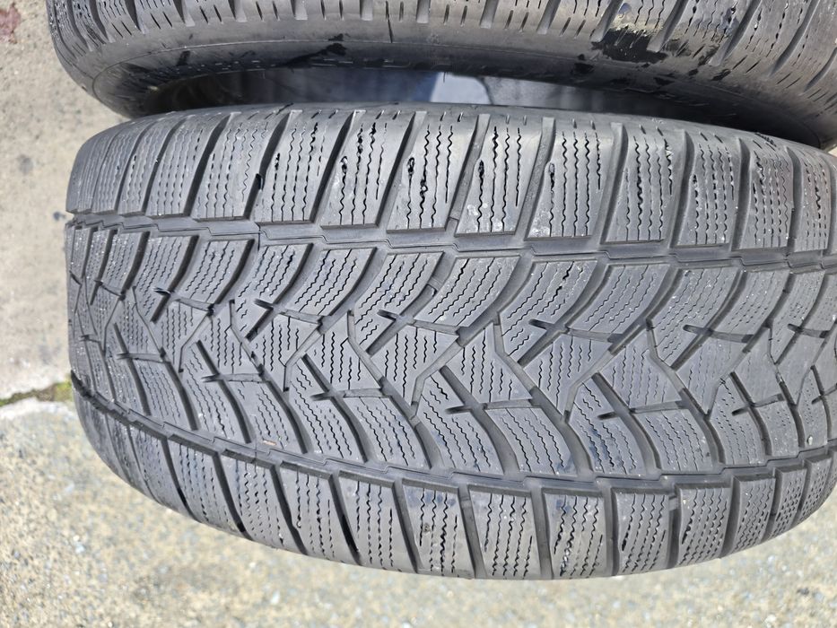 Anvelope iarna 255 50 19