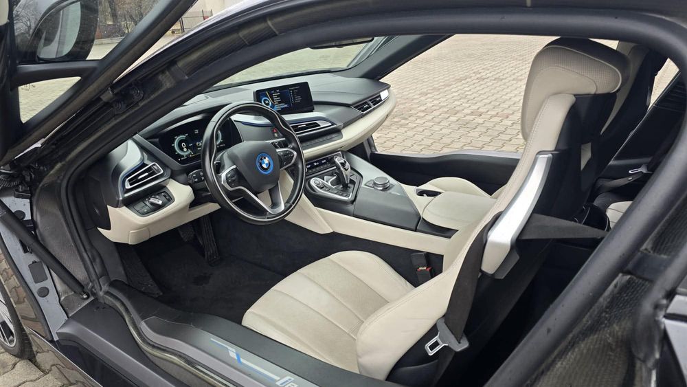 BMW i8 Coupé xDrive 2019