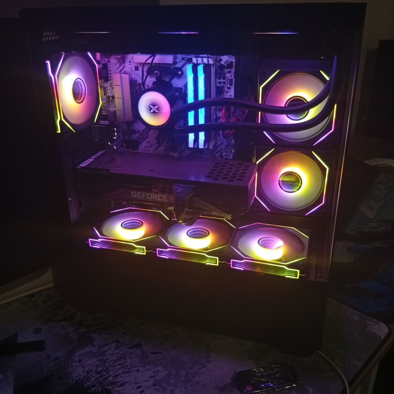 Геймърски компютър/RTX3080/Ryzen 9/32GB/512GB SSD