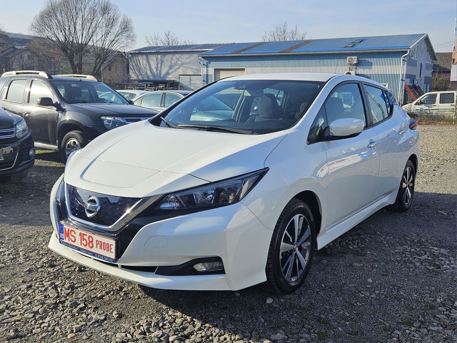 Nissan Leaf 2020 / 55950 km / 40kwh / full electric