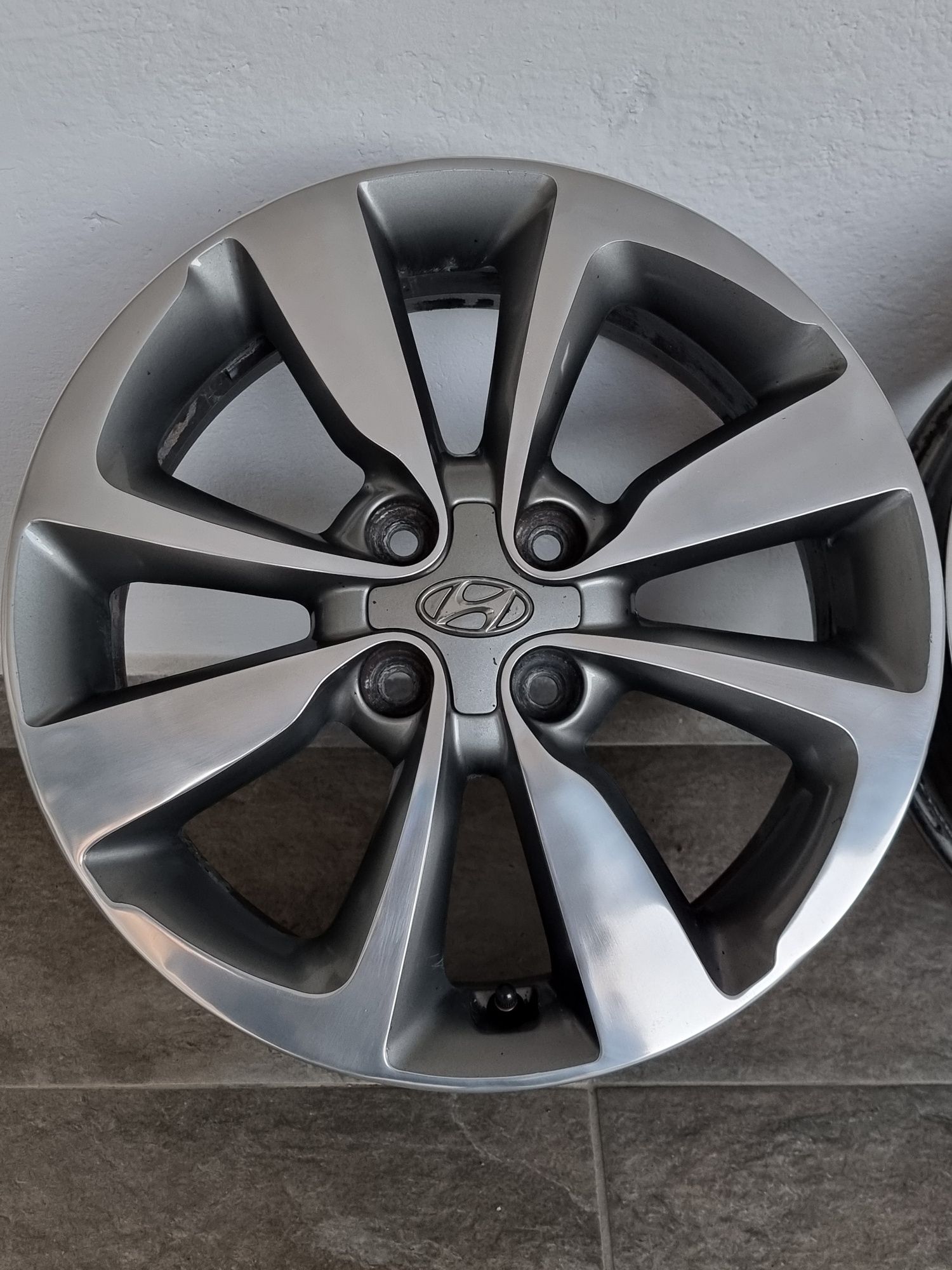 16" Оригинални джанти Хюндай Hyundai  i10 i20 4×100 6J