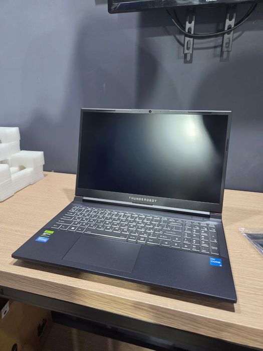 Продается Ноутбук Thunderobot