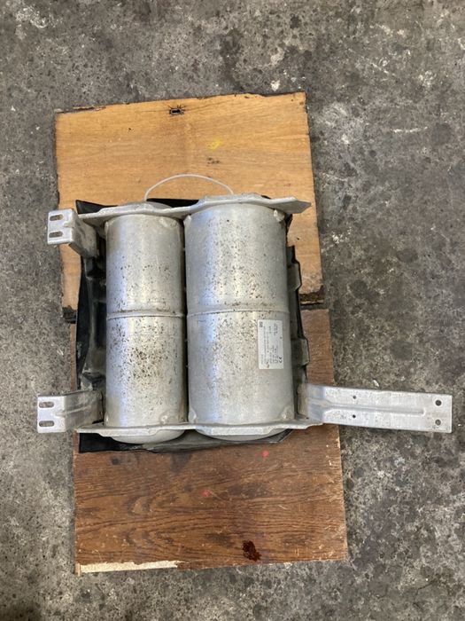 Mercedes GL420cdi 07г реэервоар въздушно окачване