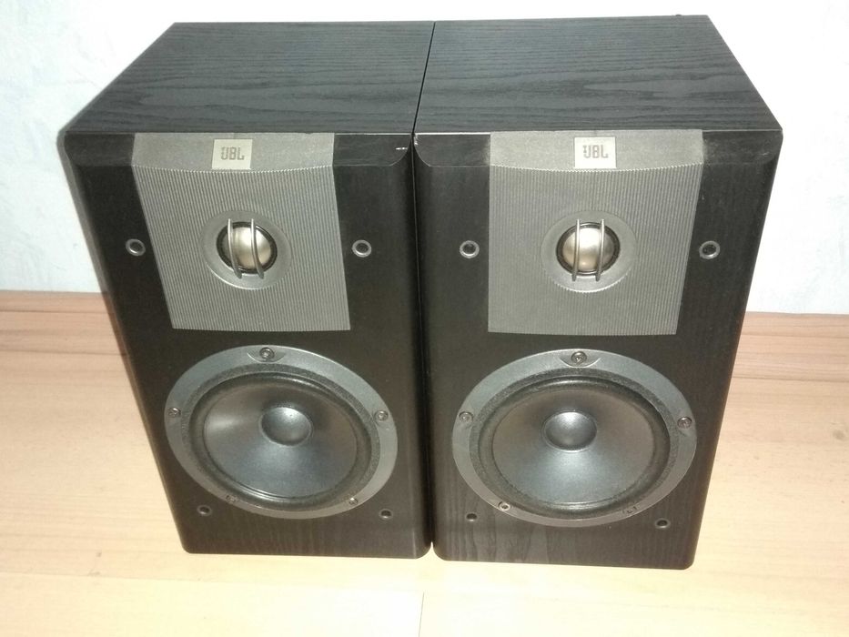 Двулентови тонколони JBL LX2001