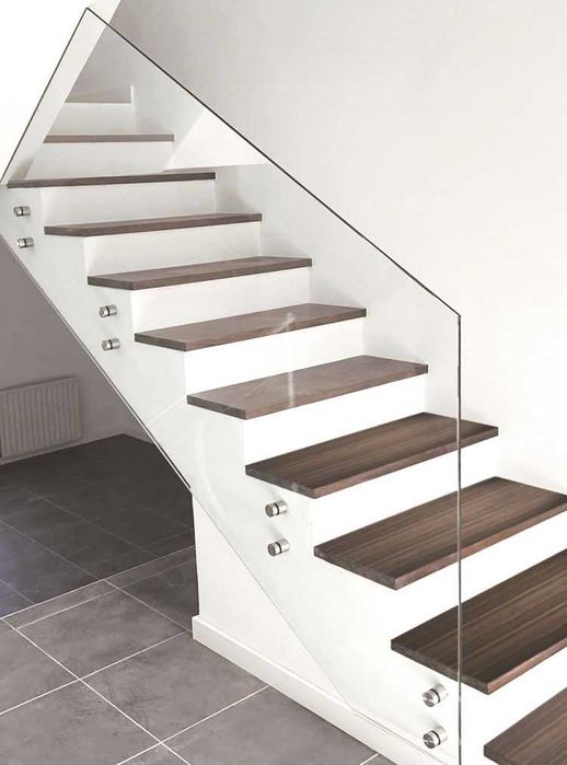 Balustrada din sticla securizata cu prindere in conectori