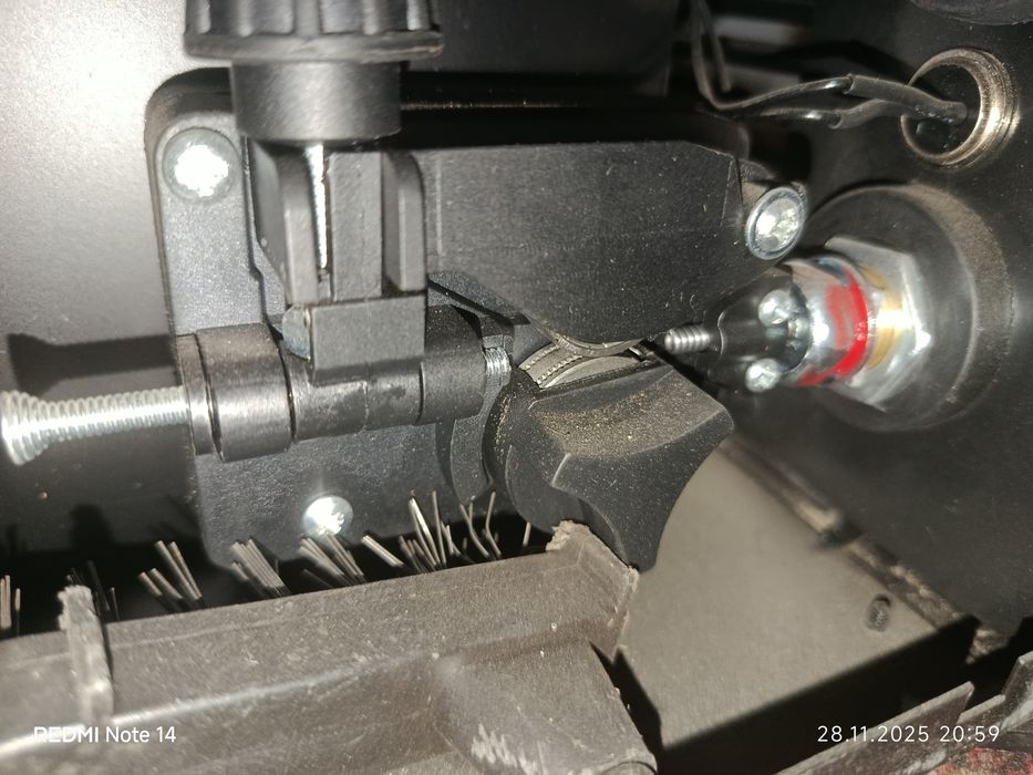 Asalom alekom Uragan pol avtamat svarka sotiladi