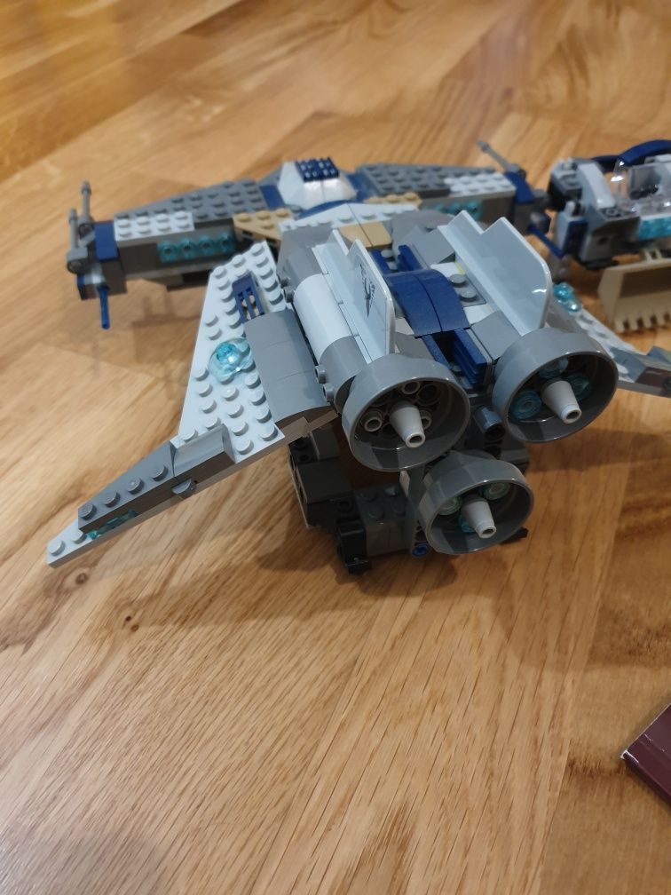 Lego Star Wars Scavanger Hunter 75147