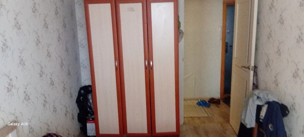 Продам шкаф хорошем состояние
