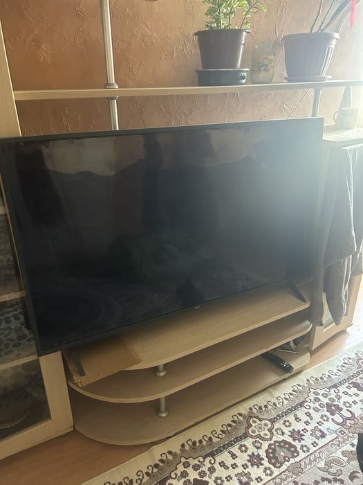 Продам телевизор