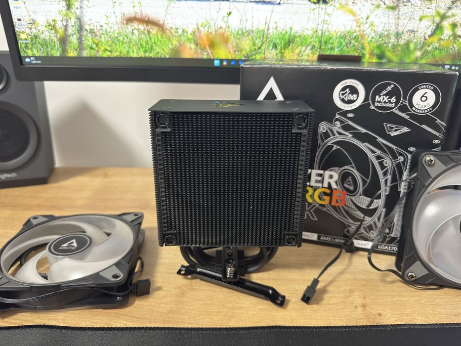 Cooler ARCTIC Freezer 36 A-RGB Black