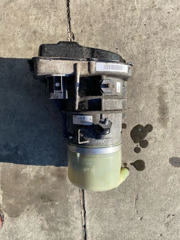 Pompa Servodirectie Volvo XC60 XC70 S60 S70 S80 V70 2014+ 31340205 08.12.11