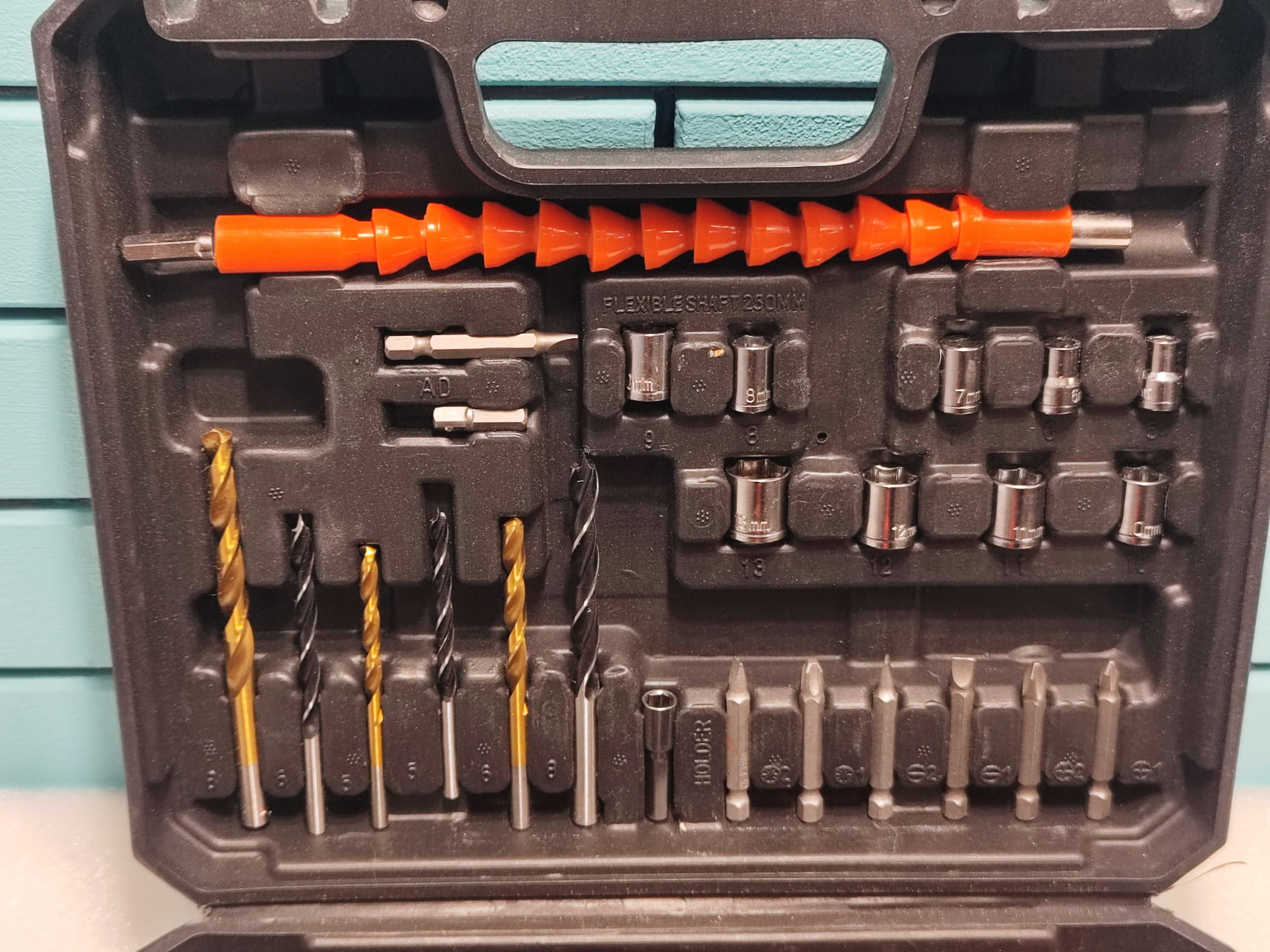 Акумулаторен винтоверт 20V с 2 батерии, 42Nm и аксесоари