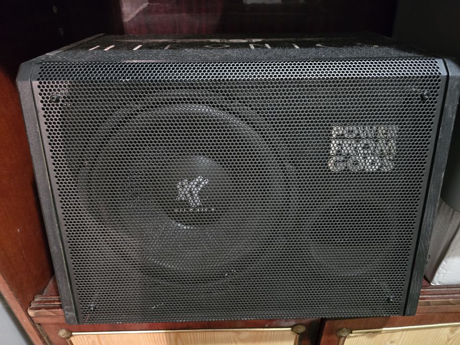 Hifonics hfi 250A mkii amplificator auto subwoofer