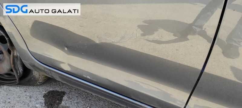 Usa Usi Portiera Portiere Dreapta Spate Dezechipata cu DEFECT VW Golf 6 Break Variant Combi 2008 - 2014 Culoare LD7X