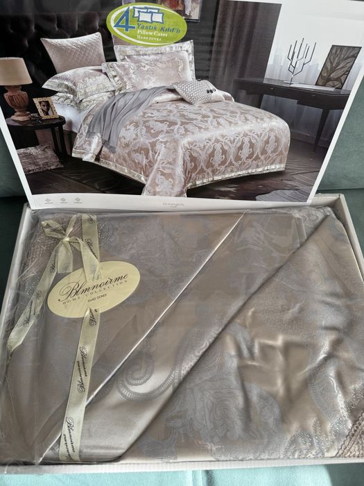 Постельное бельё жаккард в стиле Blumarine Home Collection, Турция
