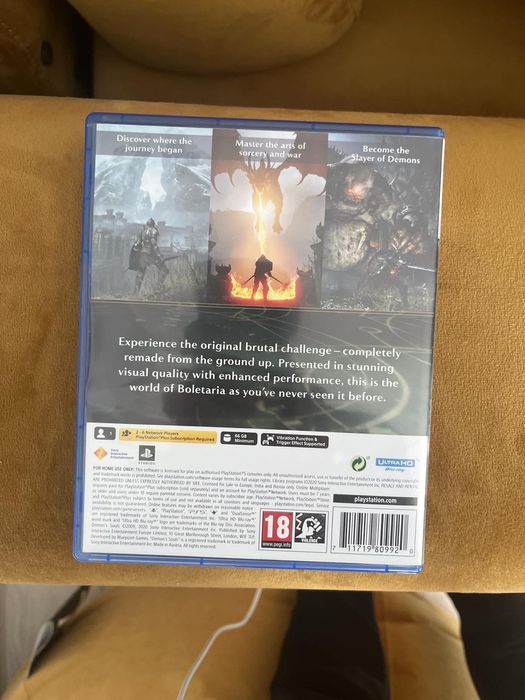 Продавам играта Demon's Souls за PS5